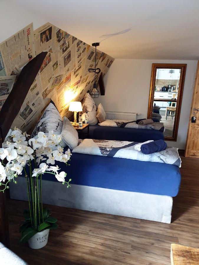 Victory Guesthouse - Handwerker Pension ビーレフェルト エクステリア 写真