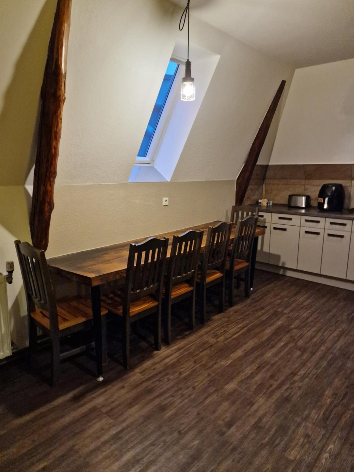 Victory Guesthouse - Handwerker Pension ビーレフェルト エクステリア 写真